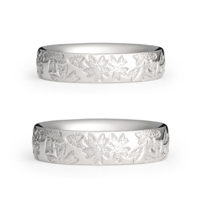 満開の桜が手元を彩る 彫金ペアリング（純チタン）金属アレルギー対応