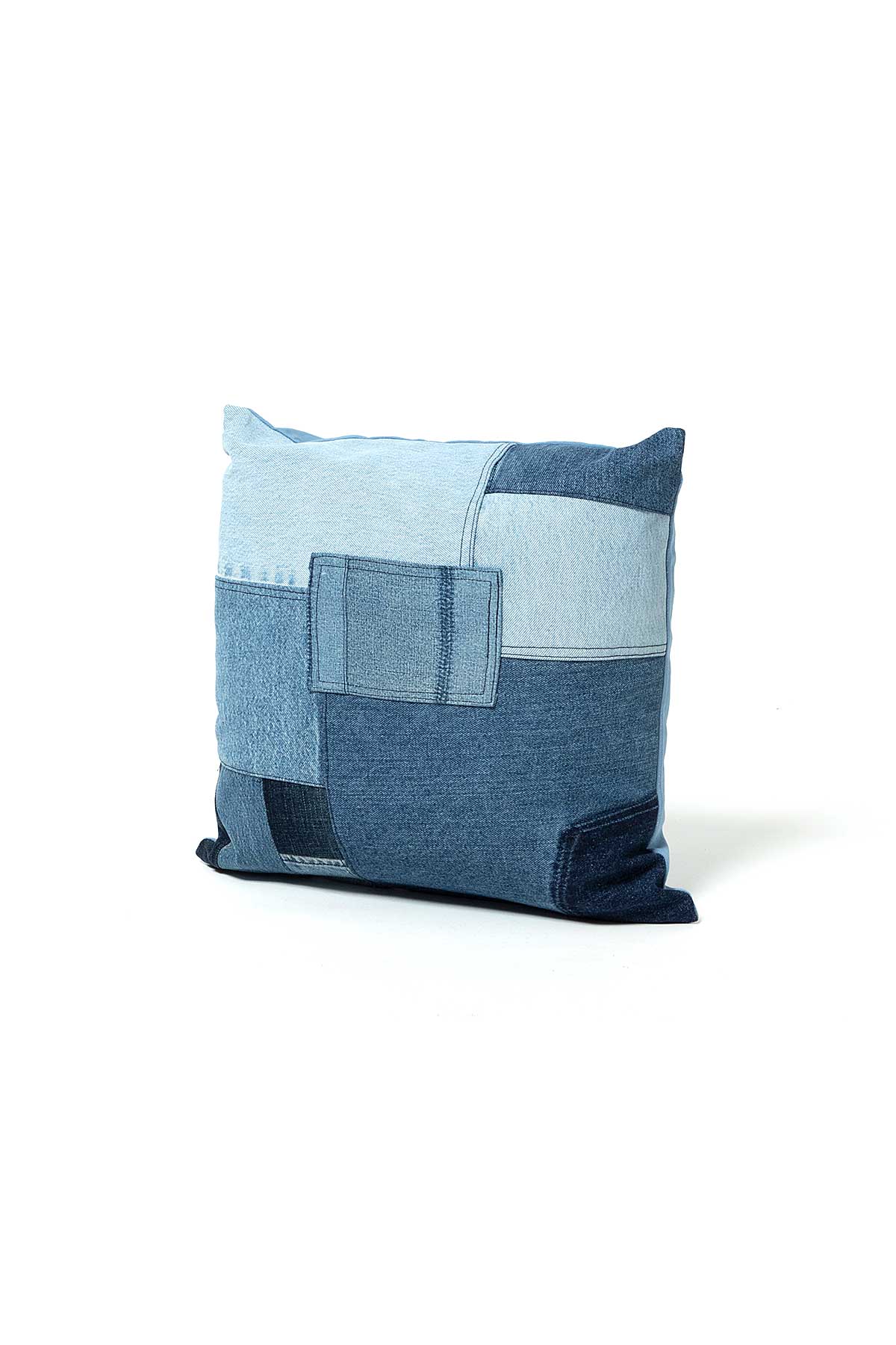 CUSHION UPCYCLED DENIM S | hobo