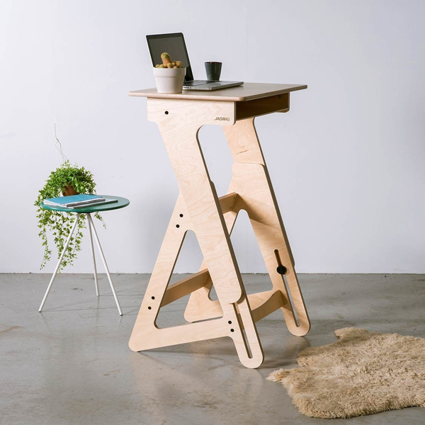 Jaswig Nomad standing desk is smart and affordable enough for