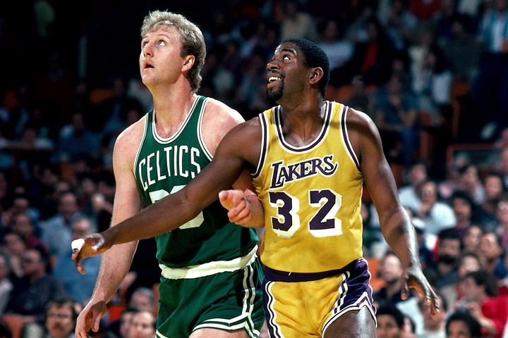 低迷するNBAの救世主となった2大スター、バードとマジック。そして