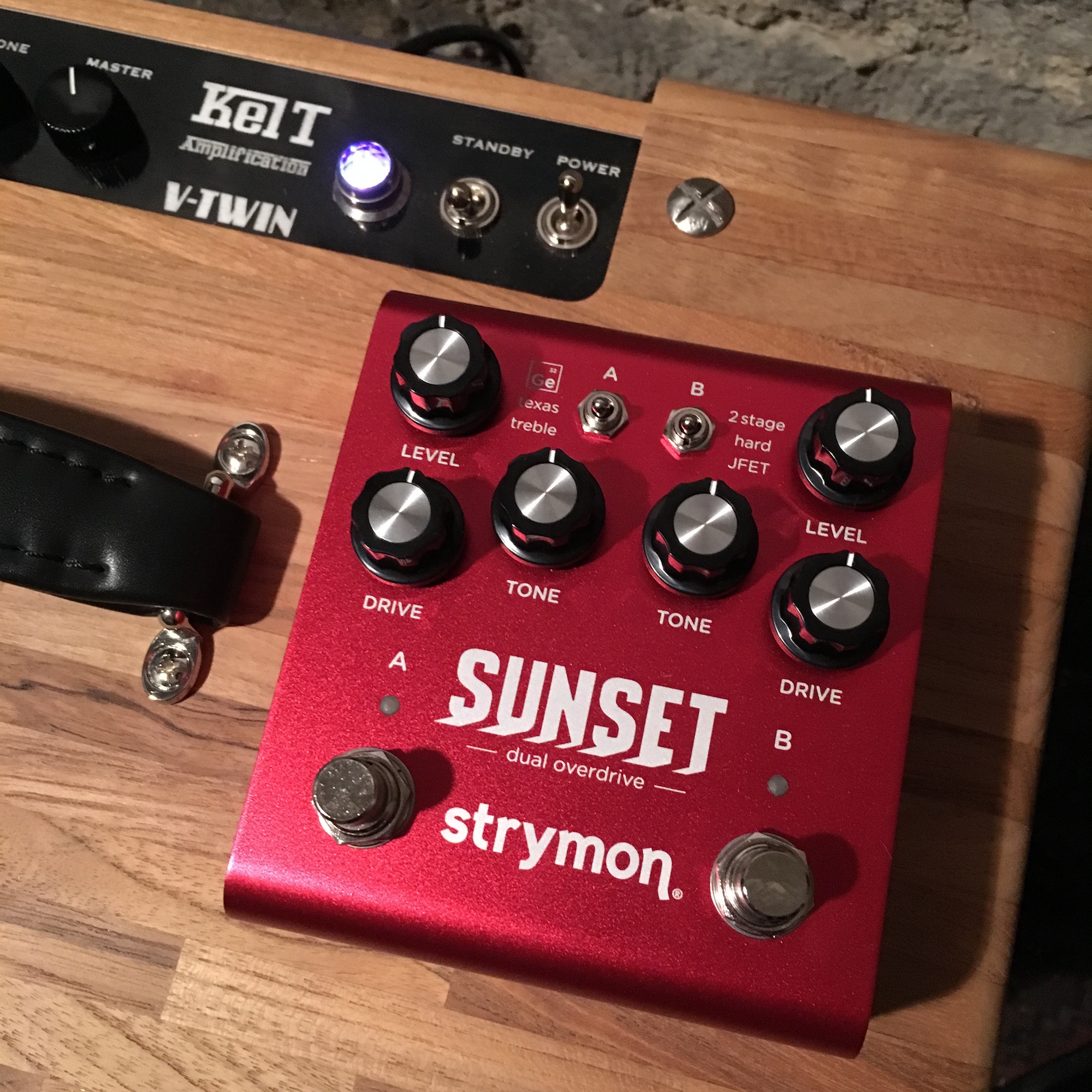 Pedal Review Strymon Sunset, Overdrive/Boost - The Guitar Channel