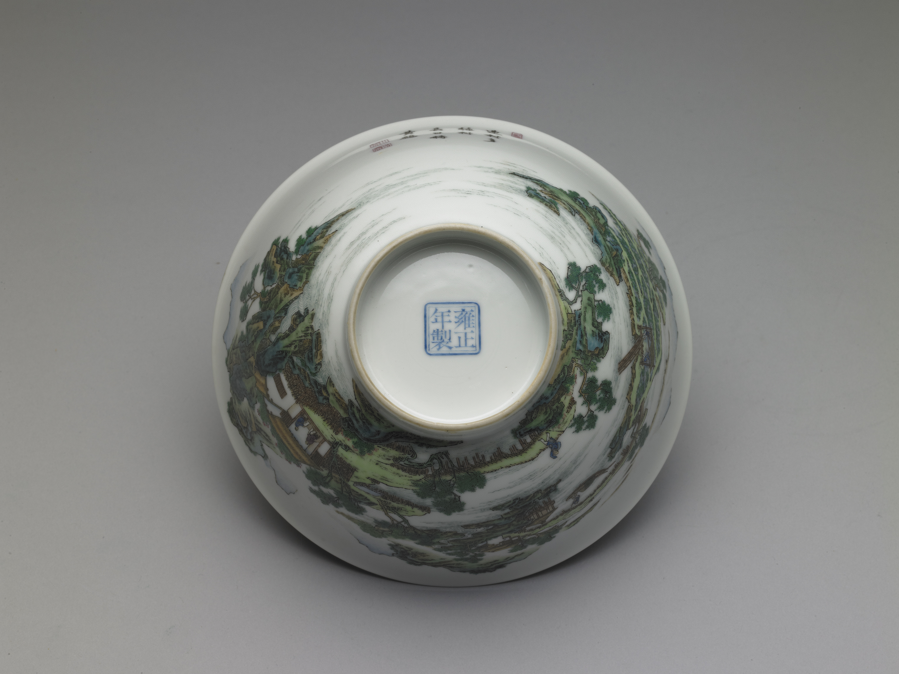 国立故宮博物院 3D文物鑑賞-3D文物-清 雍正 琺瑯彩山水人物図碗