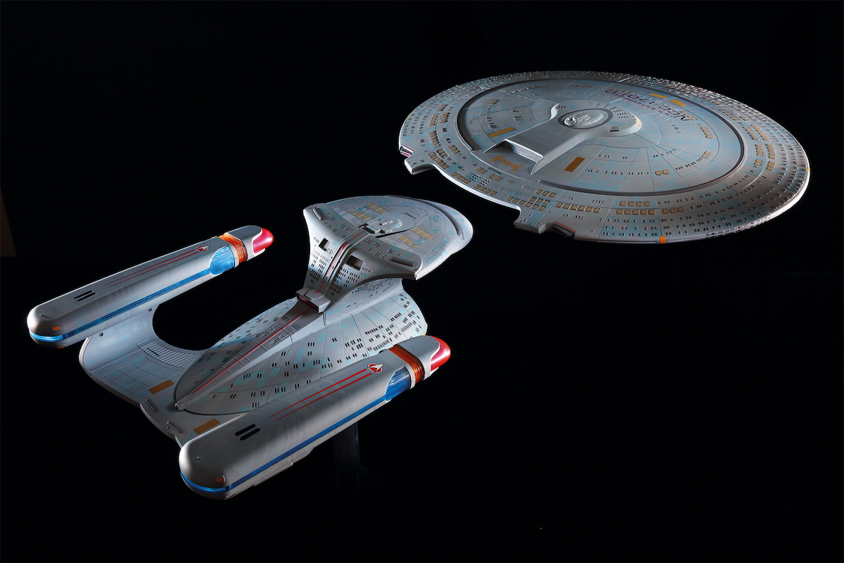新スタートレック」エンタープライズDを組み立てよ ─ スタジオモデル