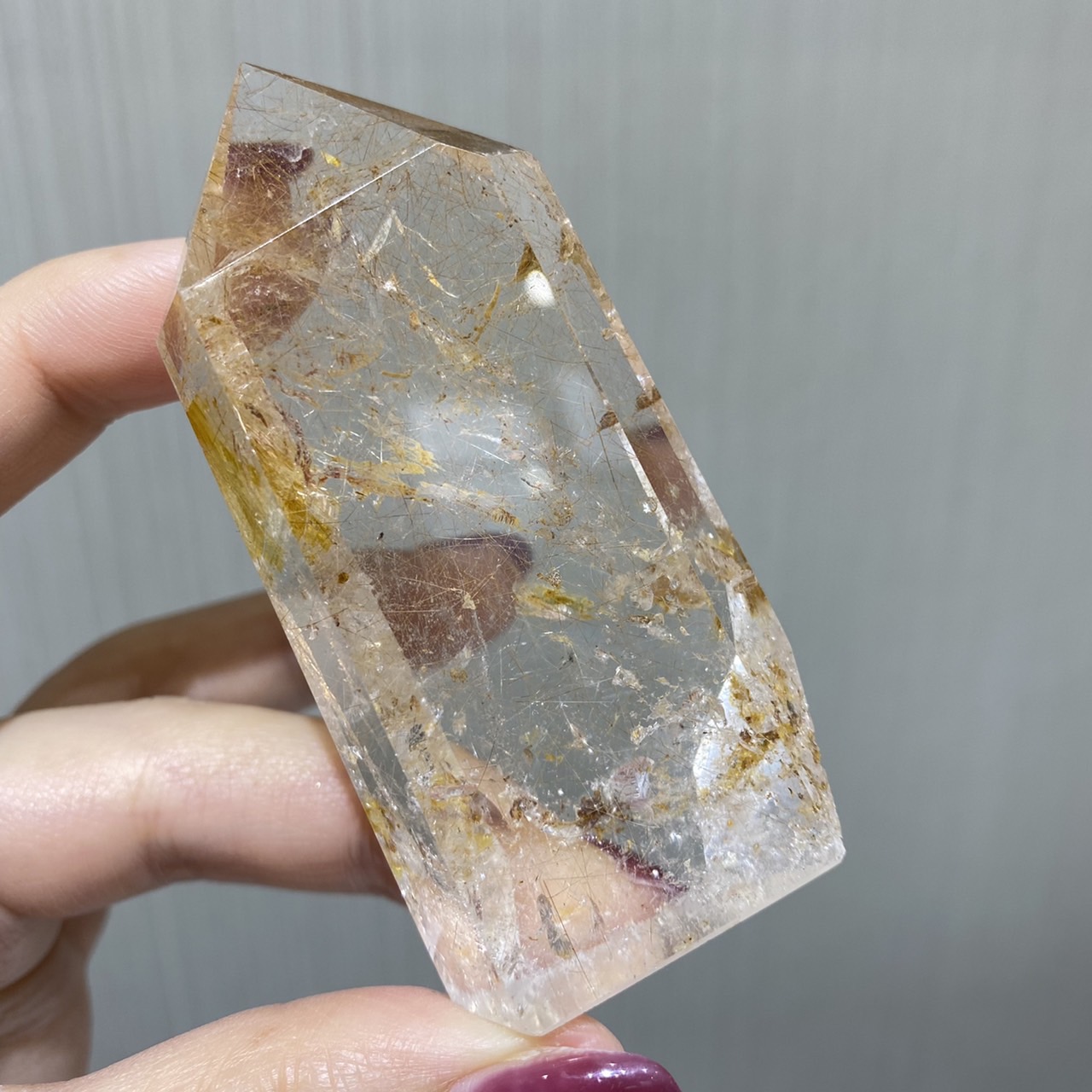 1点物(ライモナイト入り)ゴールドルチルクォーツ 原石029 / Thida