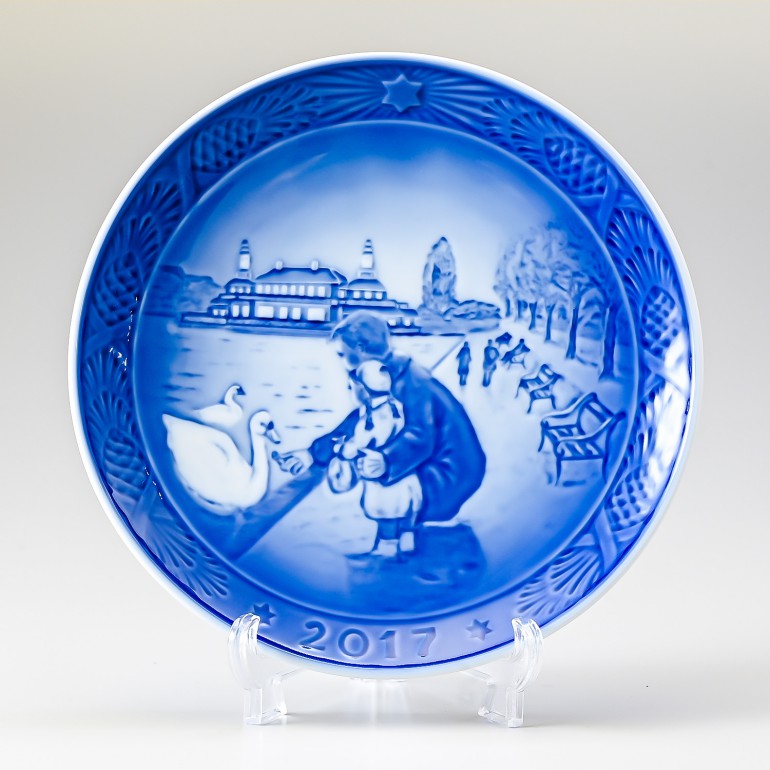 楽天市場】ロイヤルコペンハーゲン イヤープレート 2017の通販