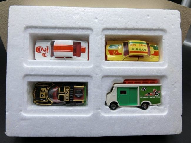 トミカのレーシングカーセットのご紹介 | トミカ｜ギフトセット一覧