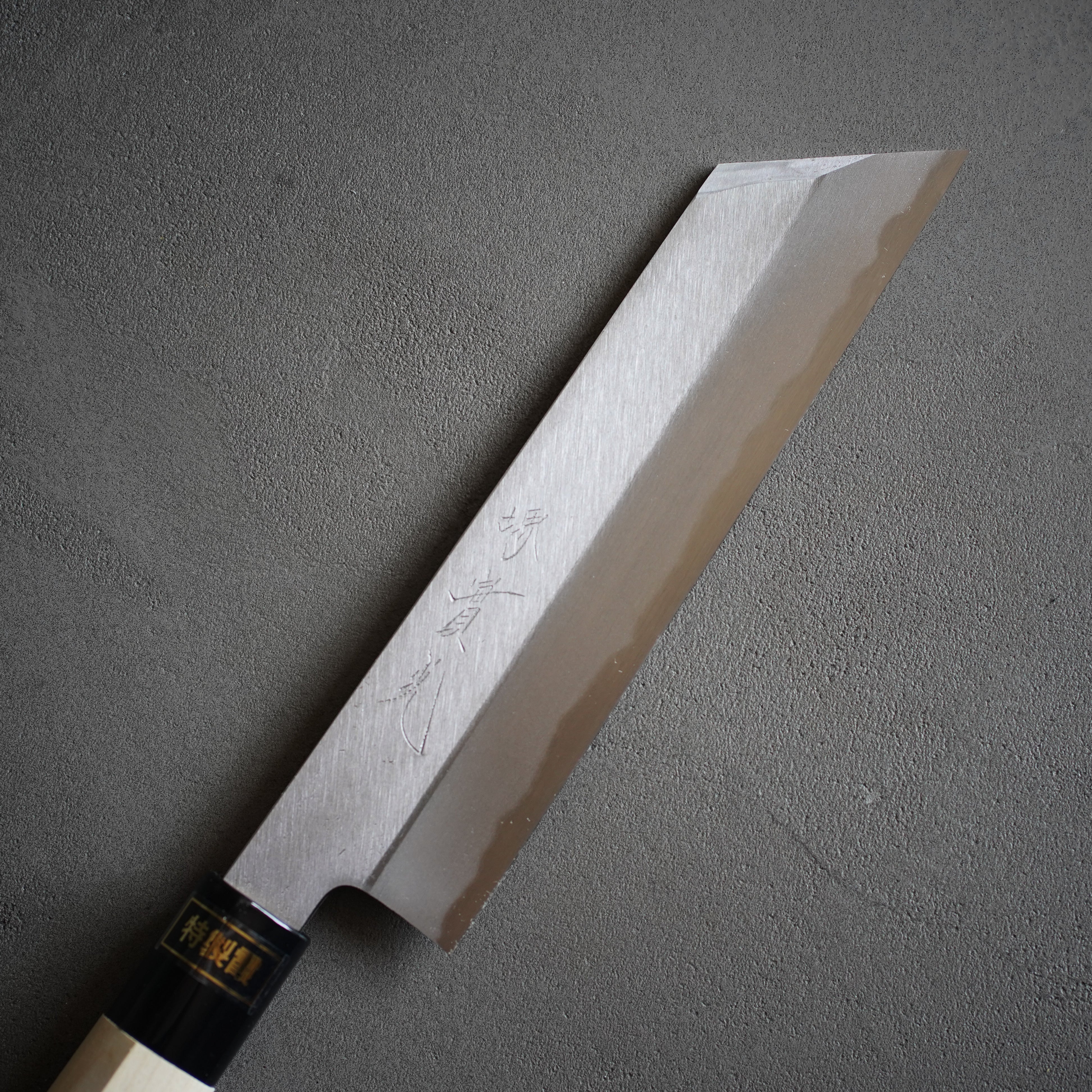 日本鋼 特製霞 むき物包丁 – 堺の職人が仕上げる上質な和包丁 – Tomoe-Ya