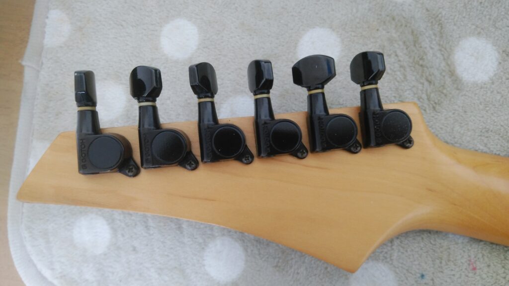 安ギター改造 ロック式ペグ フェルナンデスFGZ-400 | 安ギター一期一会