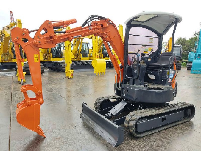 日立建機 ZX20UR ミニユンボ（ミニショベル）2t~3t 埼玉県中古重機・建