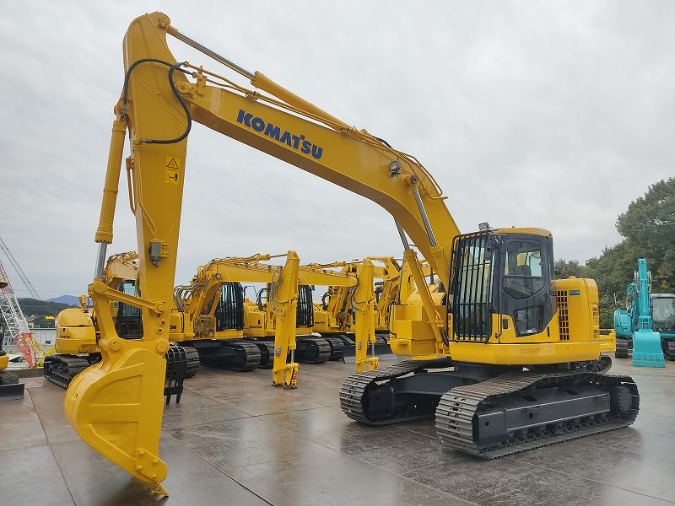 コマツ PC228US-3E0 ユンボ（油圧ショベル）0.7クラス～ 北海道中古