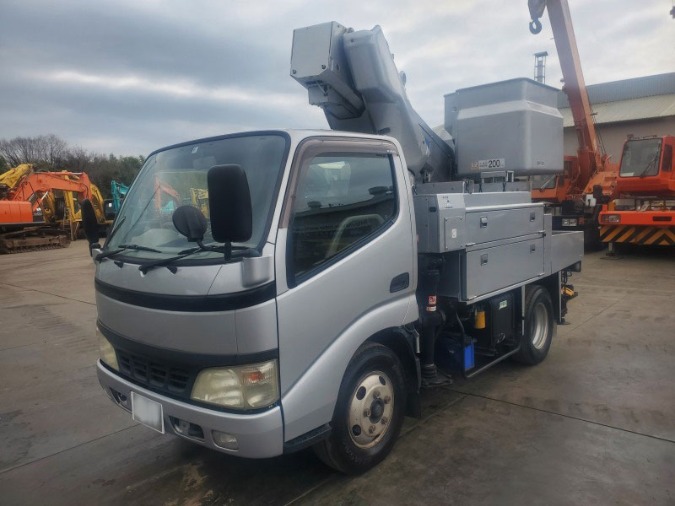 アイチ(愛知車輌) SH106 高所作業車 中古重機・建機販売｜【TOKUWORLD