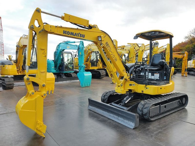 日立建機 ZX40U-2 ミニユンボ（ミニバックホー）4t~5t 中古重機・建機