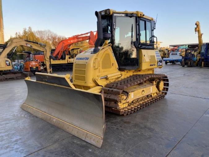 コマツ D37PX-24 ブルドーザー 兵庫県中古重機・建機販売｜【TOKUWORLD