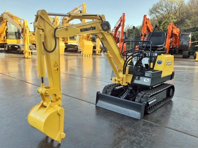 コマツ PC03-1 ミニユンボ（ミニ油圧ショベル）~1t 埼玉県中古重機・建