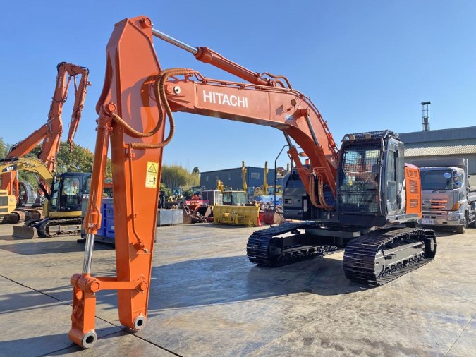 日立建機 ZX225USRLCK-5B ユンボ（油圧ショベル）0.7クラス～ 愛知県