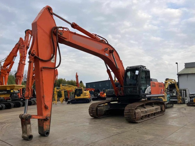 コマツ HB205-2 ユンボ（油圧ショベル）0.7クラス～ 中古重機・建機