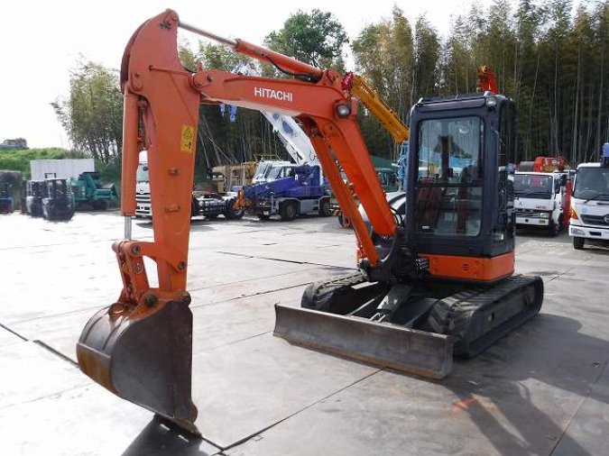 日立建機 ZX40U-2 ミニユンボ（ミニバックホー）4t~5t 中古重機・建機