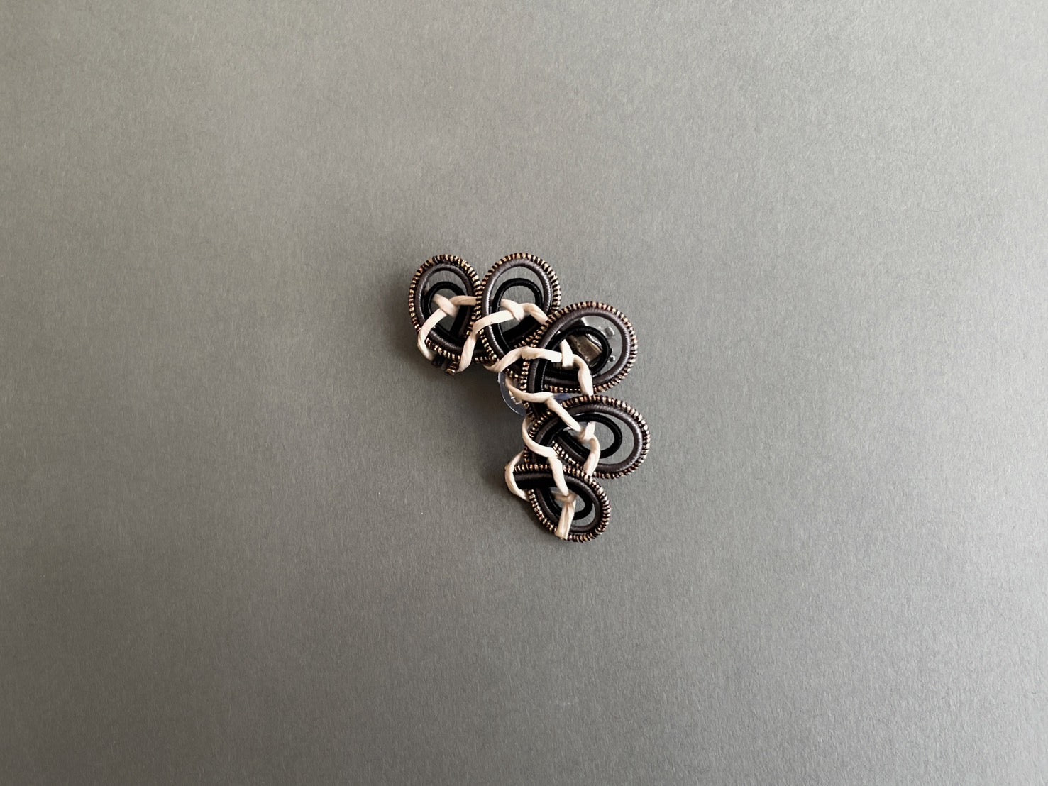 ear cuff-hane 2024 Autumn(maru)｜イヤーカフ｜TOKYO MIZUHIKI