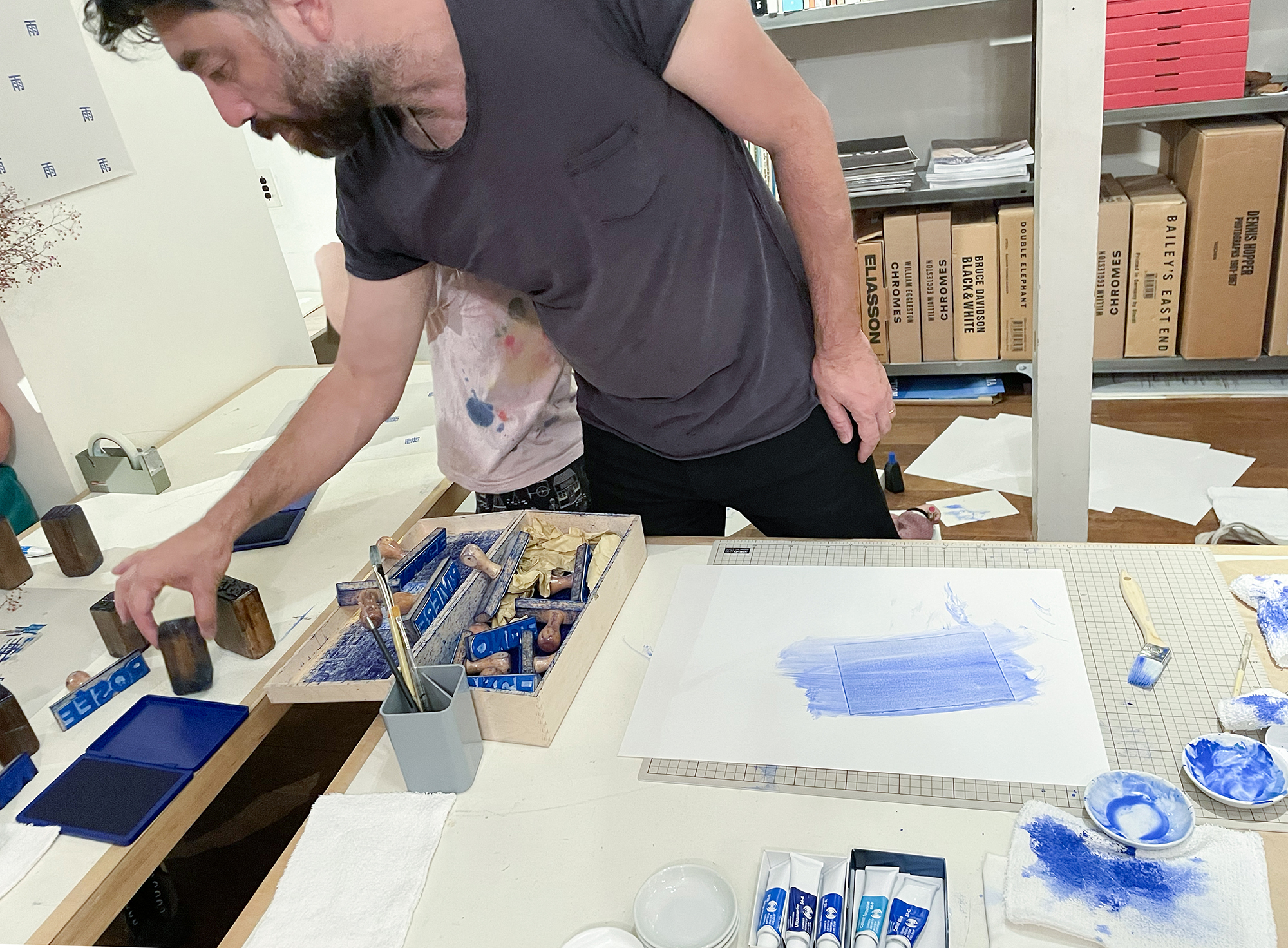 TOKYO ART BOOK FAIR 2023 | Workshop「David Horvitz Stamp Poetry