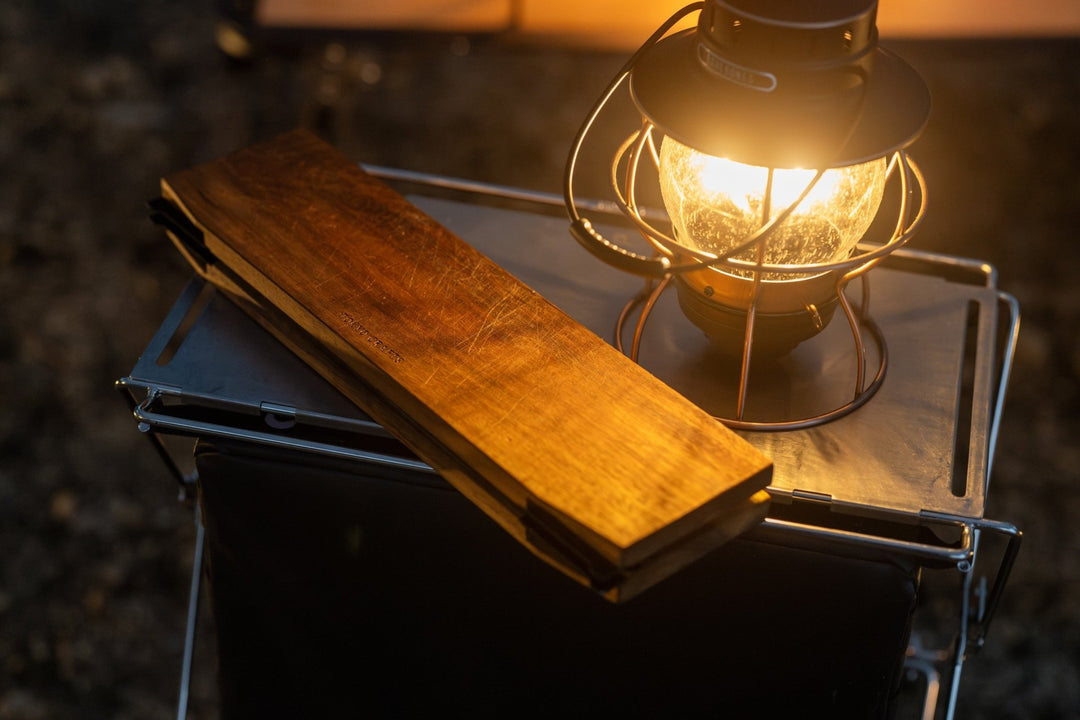 ジカマナイタ(キャンプ用まな板カッティングボード) - 東京クラフト