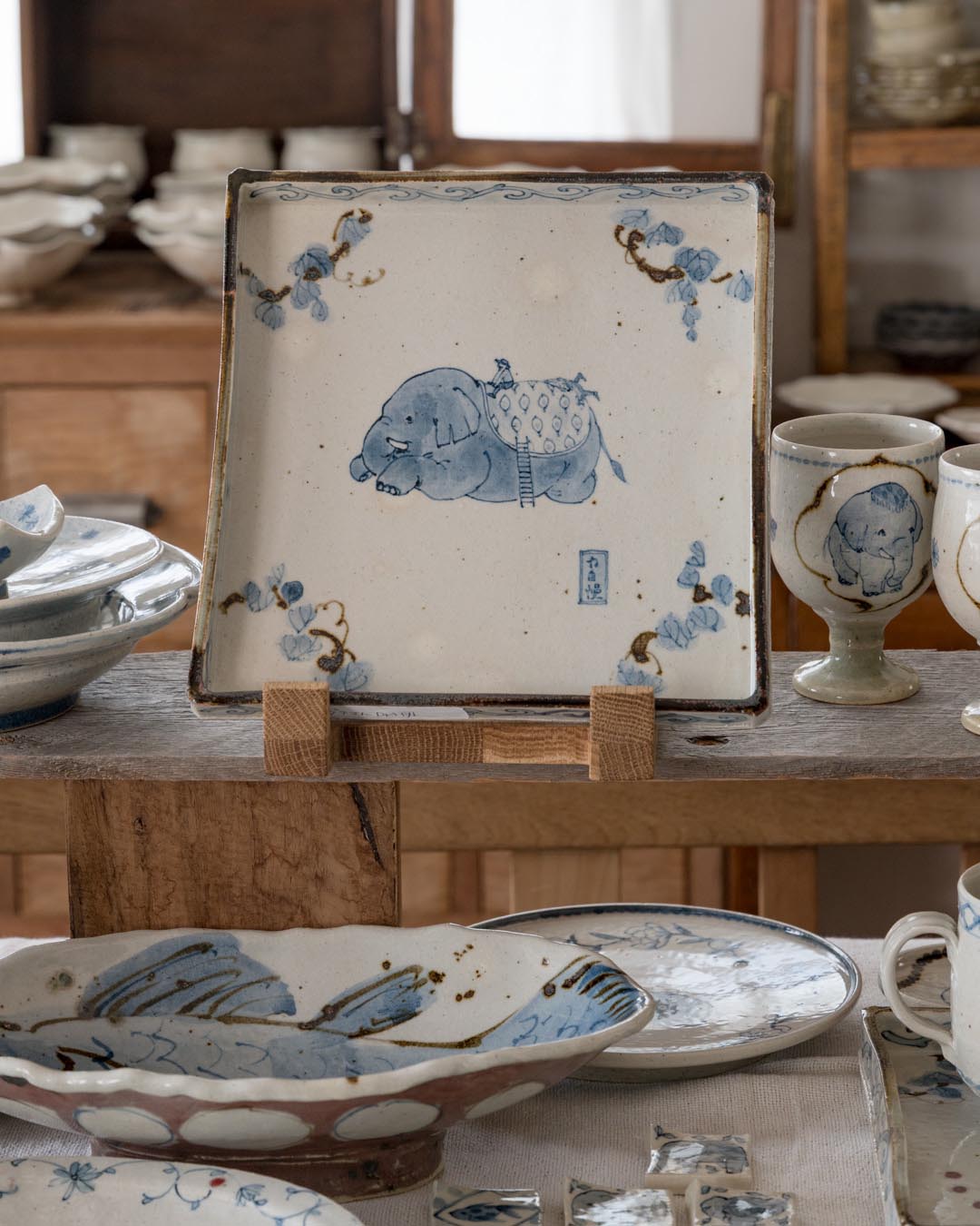 白と青のうつわ展 8/2-8/16, 2025｜ご来店の御礼と夏の余韻 – ドライ