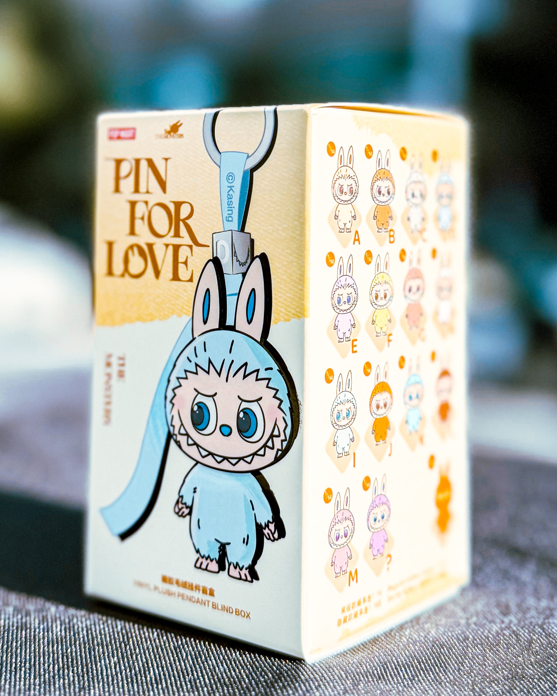 POPMART/ポップマート】Labubu ラブブ THE MONSTERS PIN FOR LOVE