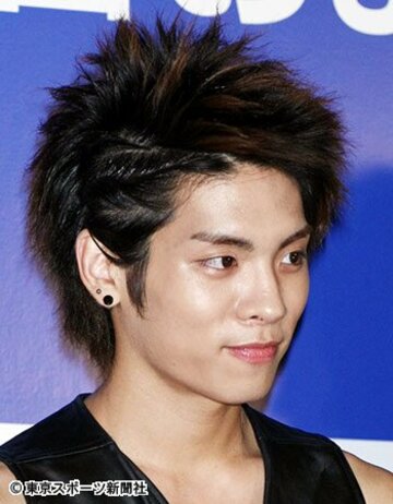 写真：「SHINee」ジョンヒョンさん“自殺の引き金”とは？ | 東スポWEB