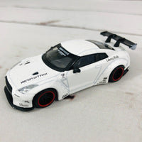 MINI GT LIBERTYWALK LB☆WORKS Nissan GTR (R35) Matte White - RHD