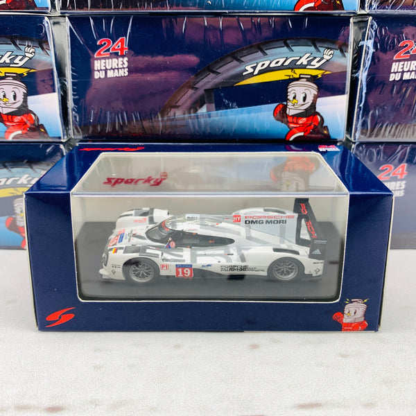 Sparky 1/64 PORSCHE 919 HYBRID NO.19 PORSCHE TEAM WINNER 24H LE