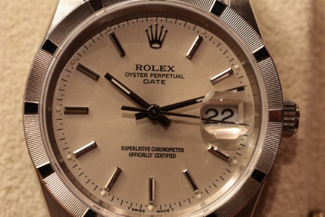 珍しいエンジンターンドベゼル！Ref.15210 | ロレックス専門店