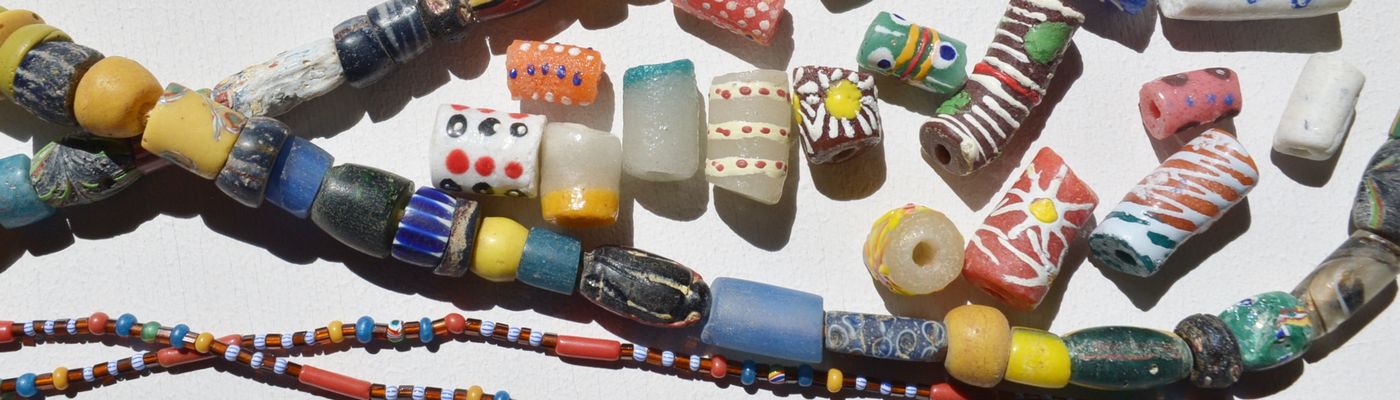 アフリカのとんぼ玉