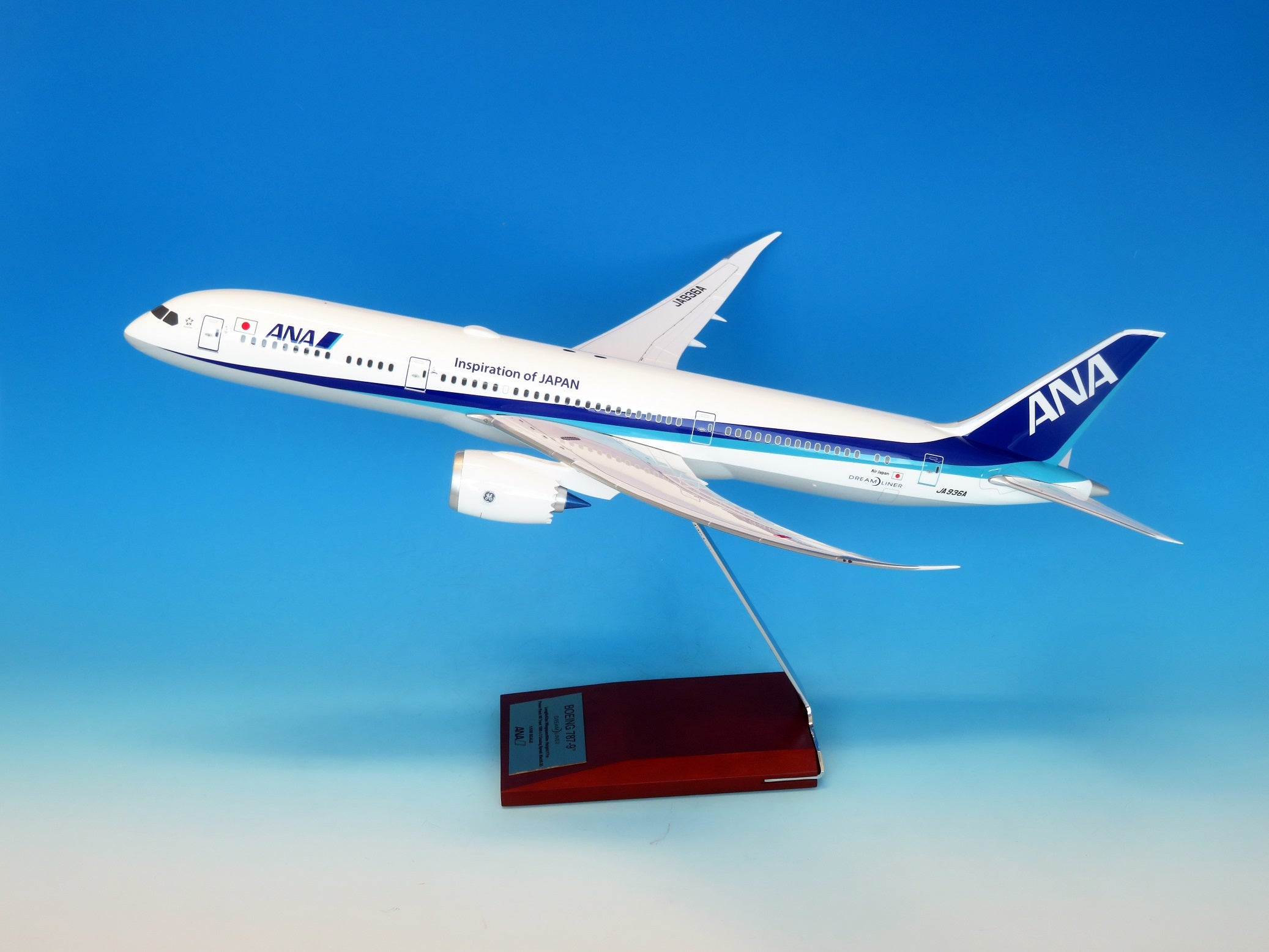 新品】ANA B787-8 JA801A 鯖特別塗装 1/200 全日空商事 新品】ANA B787-8