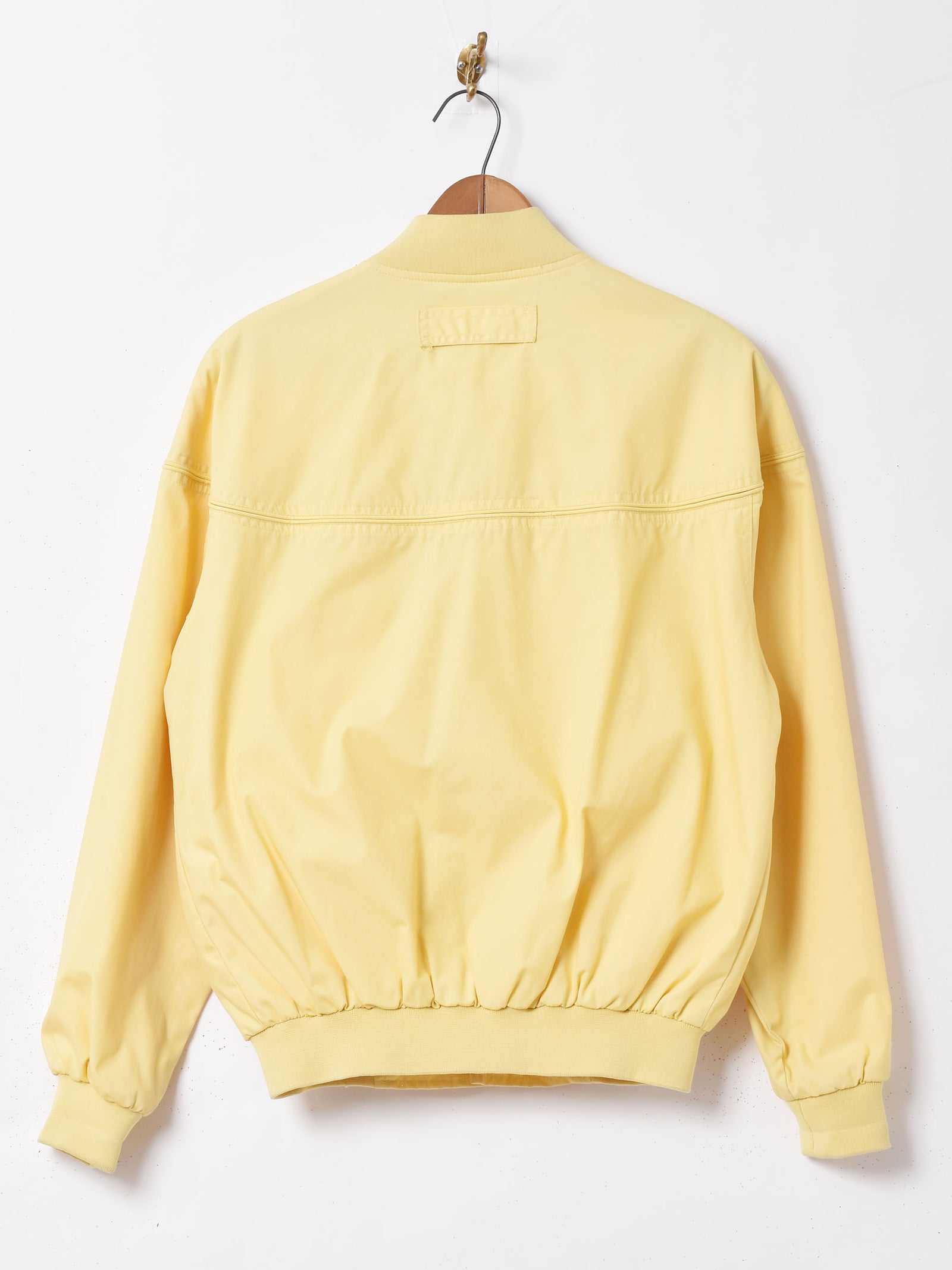 C03_6672_154f5e2b-4cc6-404f-