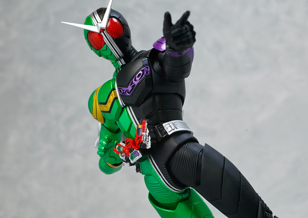 とろ＋ひまつぶし | S.H.フィギュアーツ (真骨彫製法)：仮面ライダーW