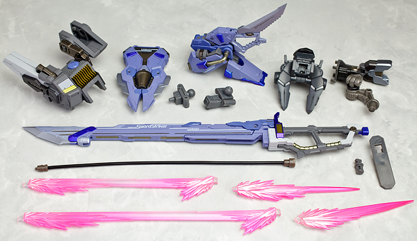 とろ＋ひまつぶし | METAL BUILD：ソードストライカー [レビュー]