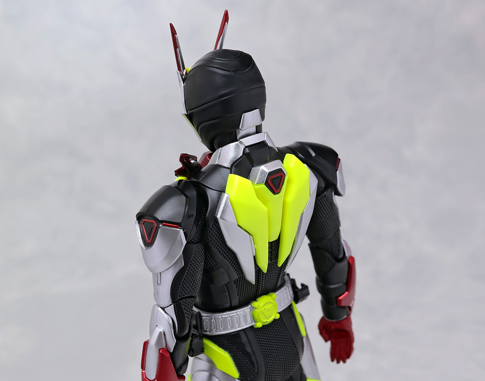 とろ＋ひまつぶし | S.H.フィギュアーツ：仮面ライダーゼロツー [レビュー]