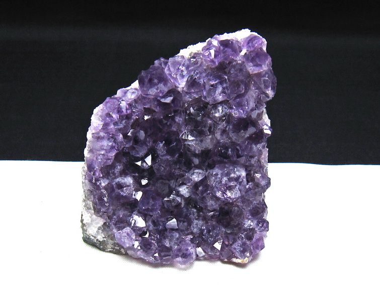 アメジスト クラスター ウルグアイ産 アメジスト 原石 一点物 182-8287
