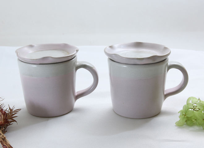 益子「薄桃釉」の蓋付きマグカップ オリジナルマグカップ オーダー
