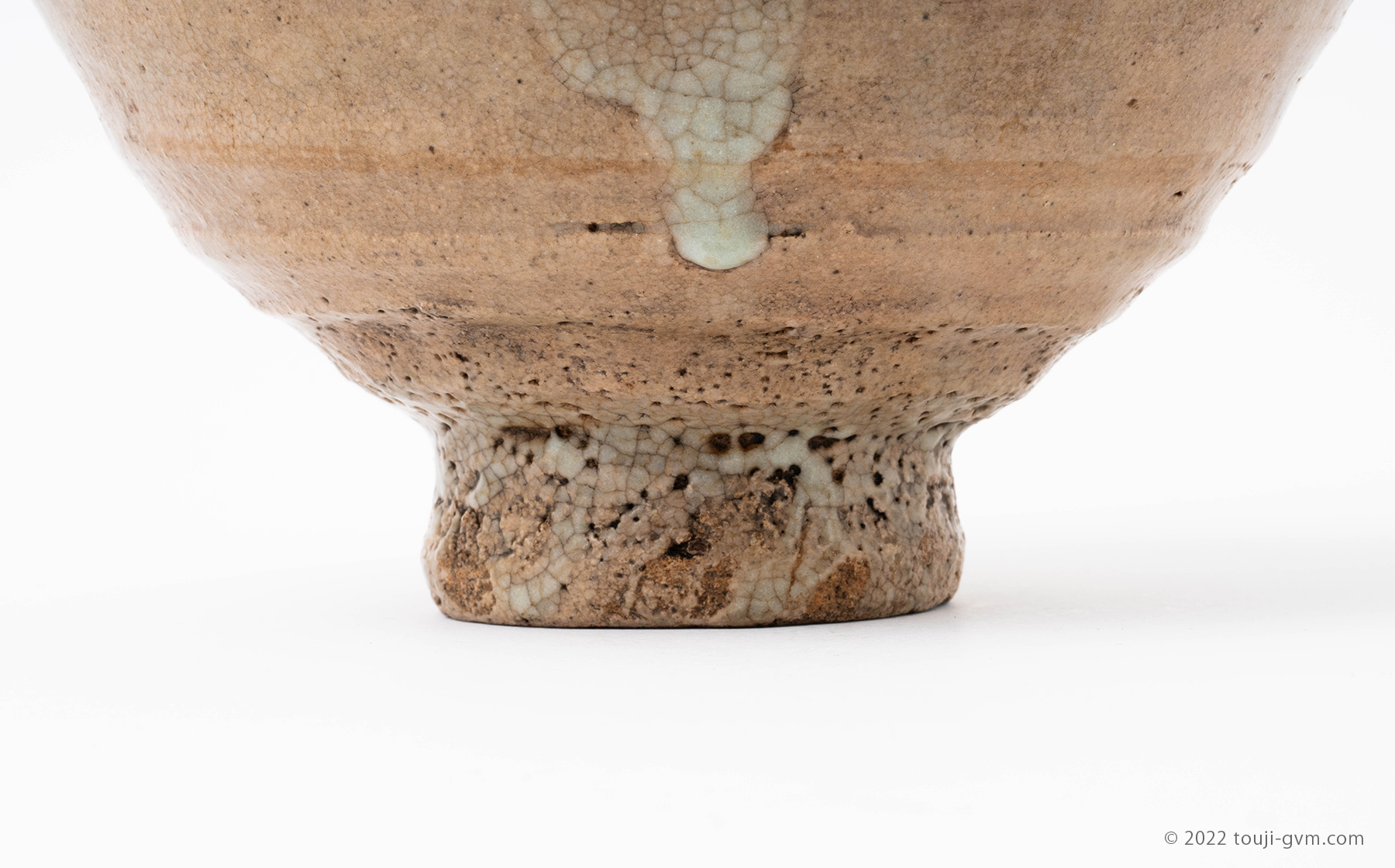 井戸茶碗（いどちゃわん）とは｜高麗茶碗で人気の高い種類の特徴を解説