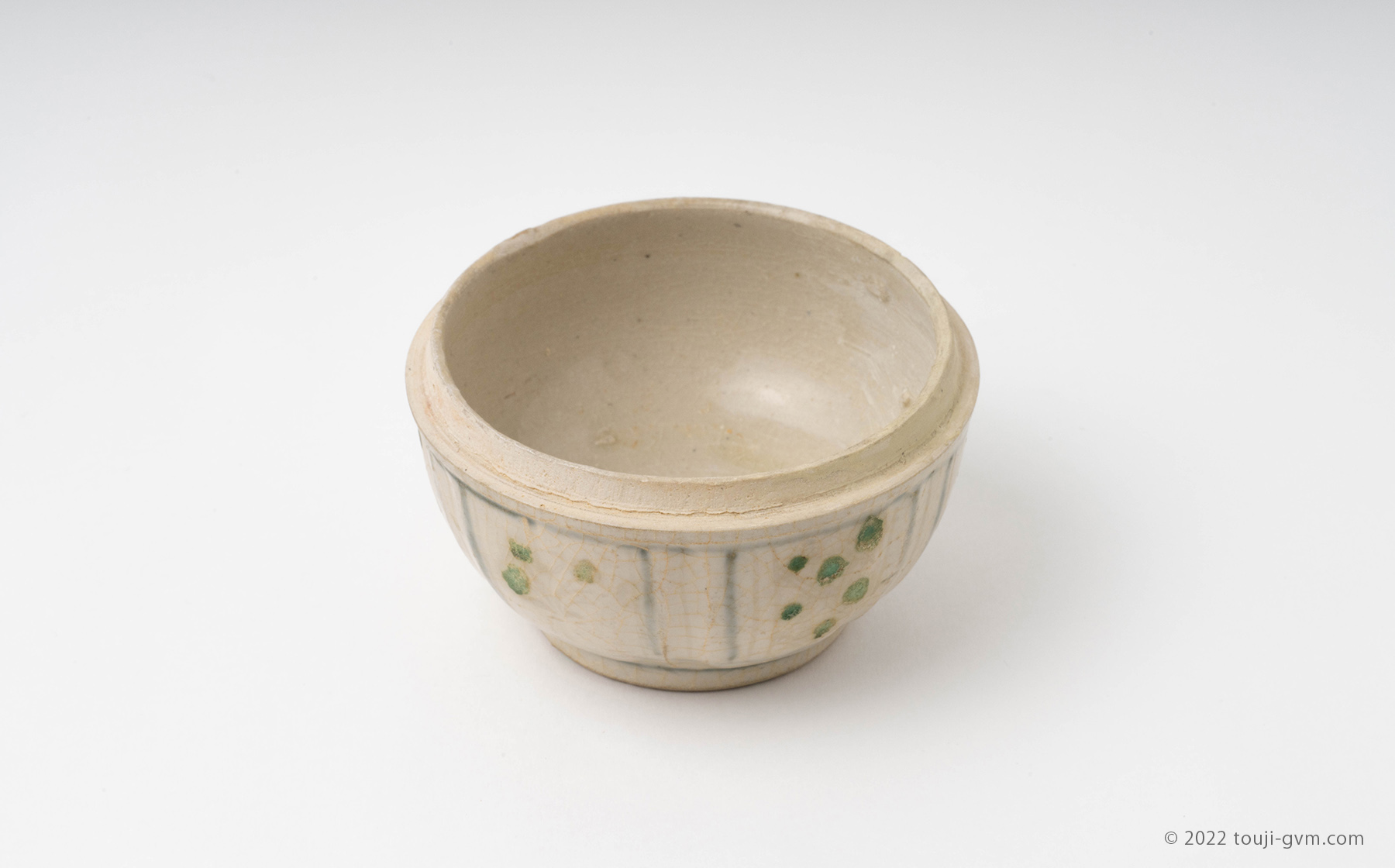 宋胡録盖盒 – Sangkalok Covered Box | 陶磁オンライン美術館ーTOUJI