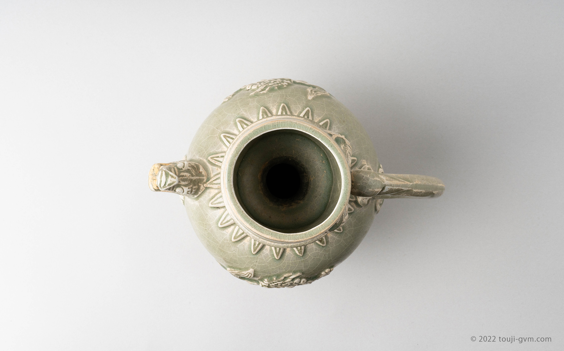 越州窯 青磁有蓋龍口水注 – Yue Celadon Pitcher | 陶磁オンライン