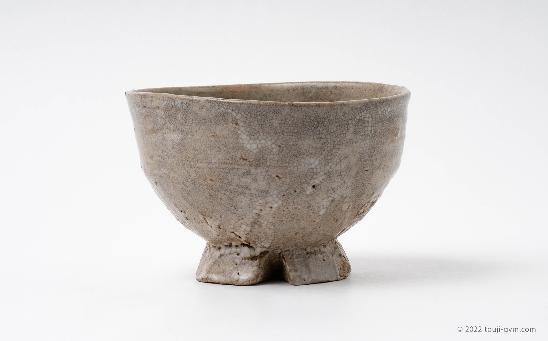 李朝割高台茶碗 – Tea Bowl with Dividing Bottom | 陶磁オンライン