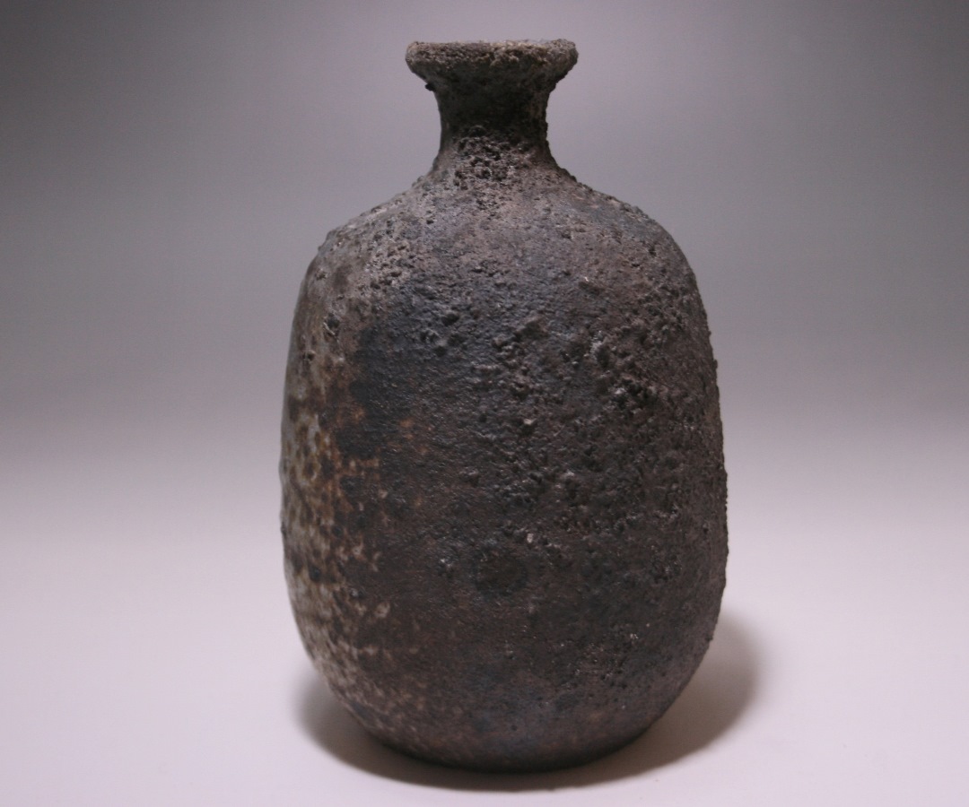 山本 出 作 「備前徳利」 ～備前焼専門卸小売店 川口陶楽苑～