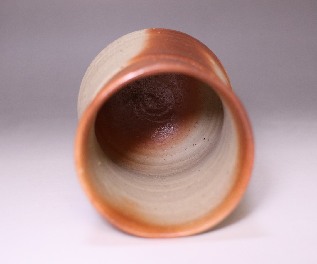 金重晃介 作 「備前緋襷麦酒呑」 ～備前焼専門卸小売店 川口陶楽苑～