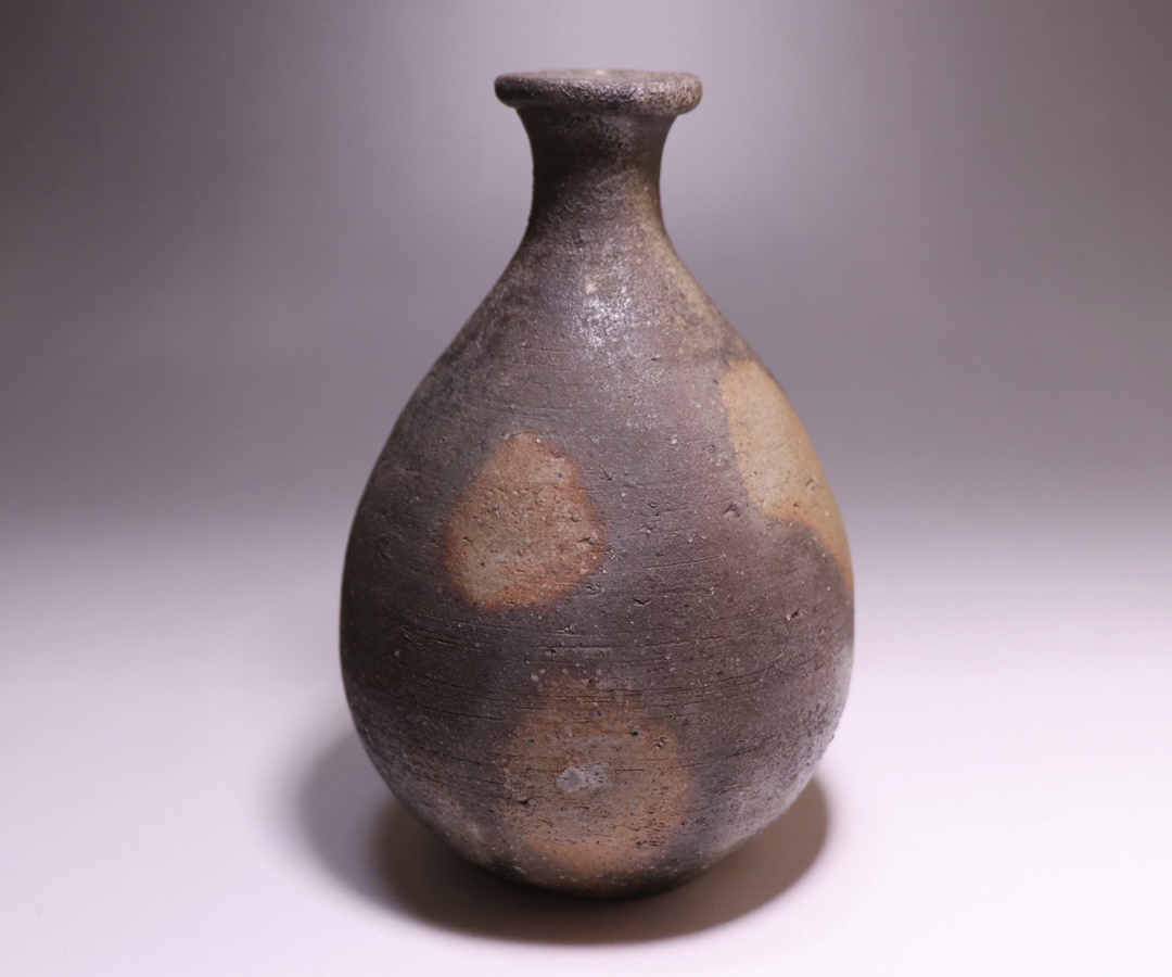 藤原 啓 作 「備前徳利」 ～備前焼専門卸小売店 川口陶楽苑～