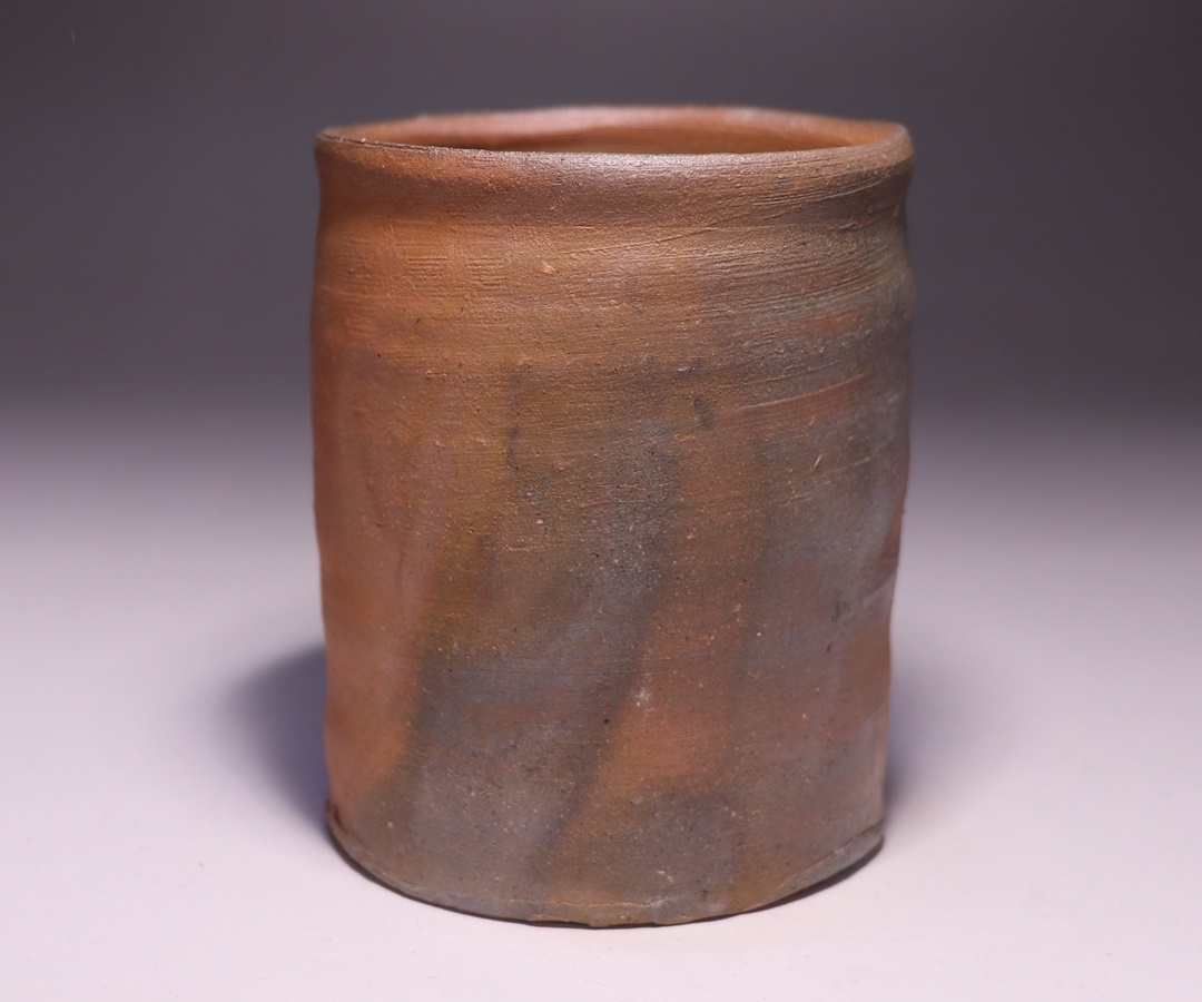 中村和樹 作 「備前ビール呑」 ～備前焼専門卸小売店 川口陶楽苑～