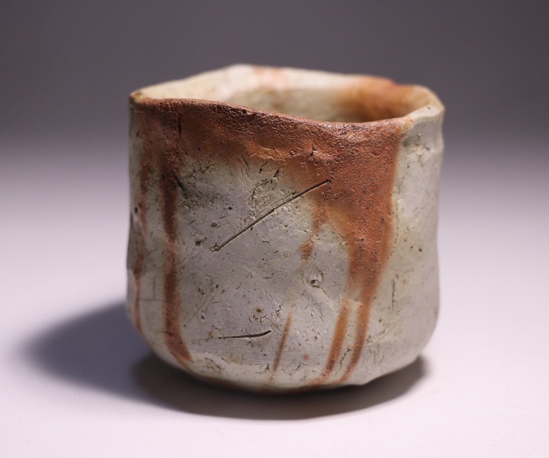原田拾六 作 「備前火襷ぐい呑」 ～備前焼専門卸小売店 川口陶楽苑～