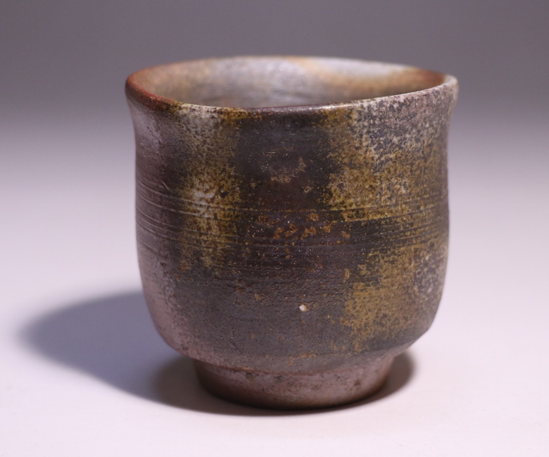 伊勢崎 満 作 「伊部ぐい呑」 ～備前焼専門卸小売店 川口陶楽苑～