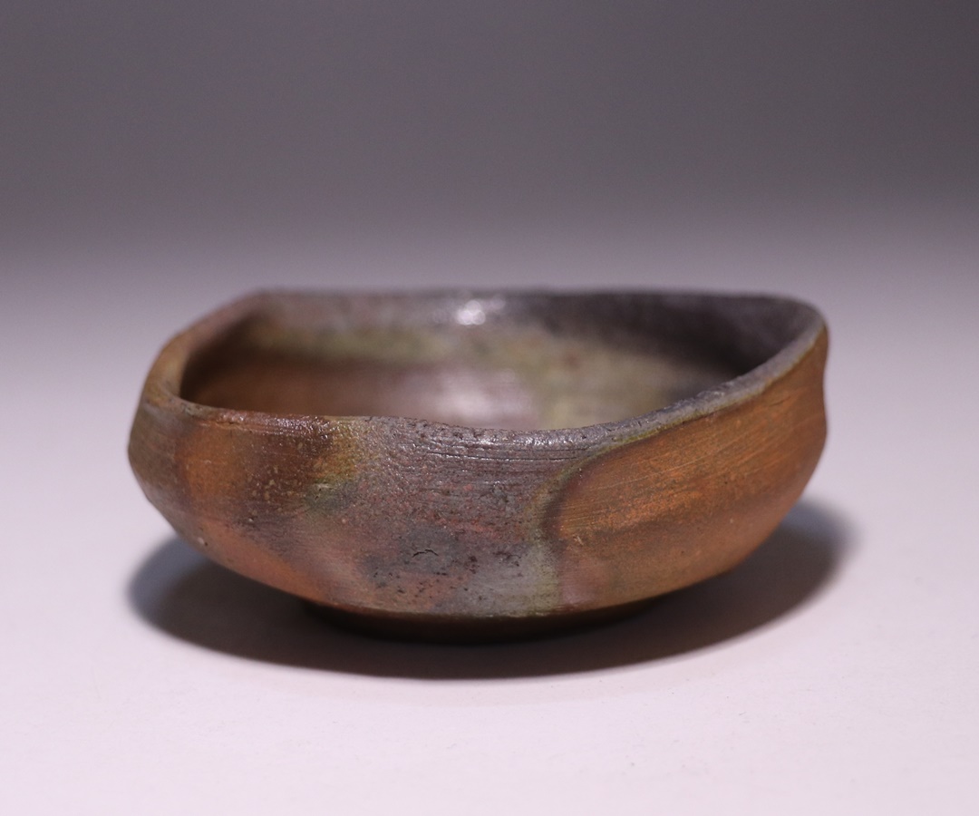 中村六郎 作 「備前酒呑」 ～備前焼専門卸小売店 川口陶楽苑～