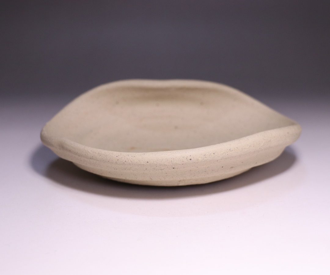 金重有邦 作 「伊部緋襷洲浜向付」 ～備前焼専門卸小売店 川口陶楽苑～